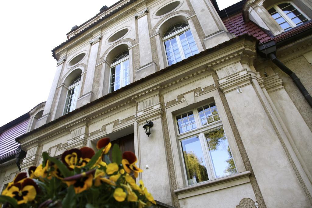 Palace Popowo Stare Exterior photo